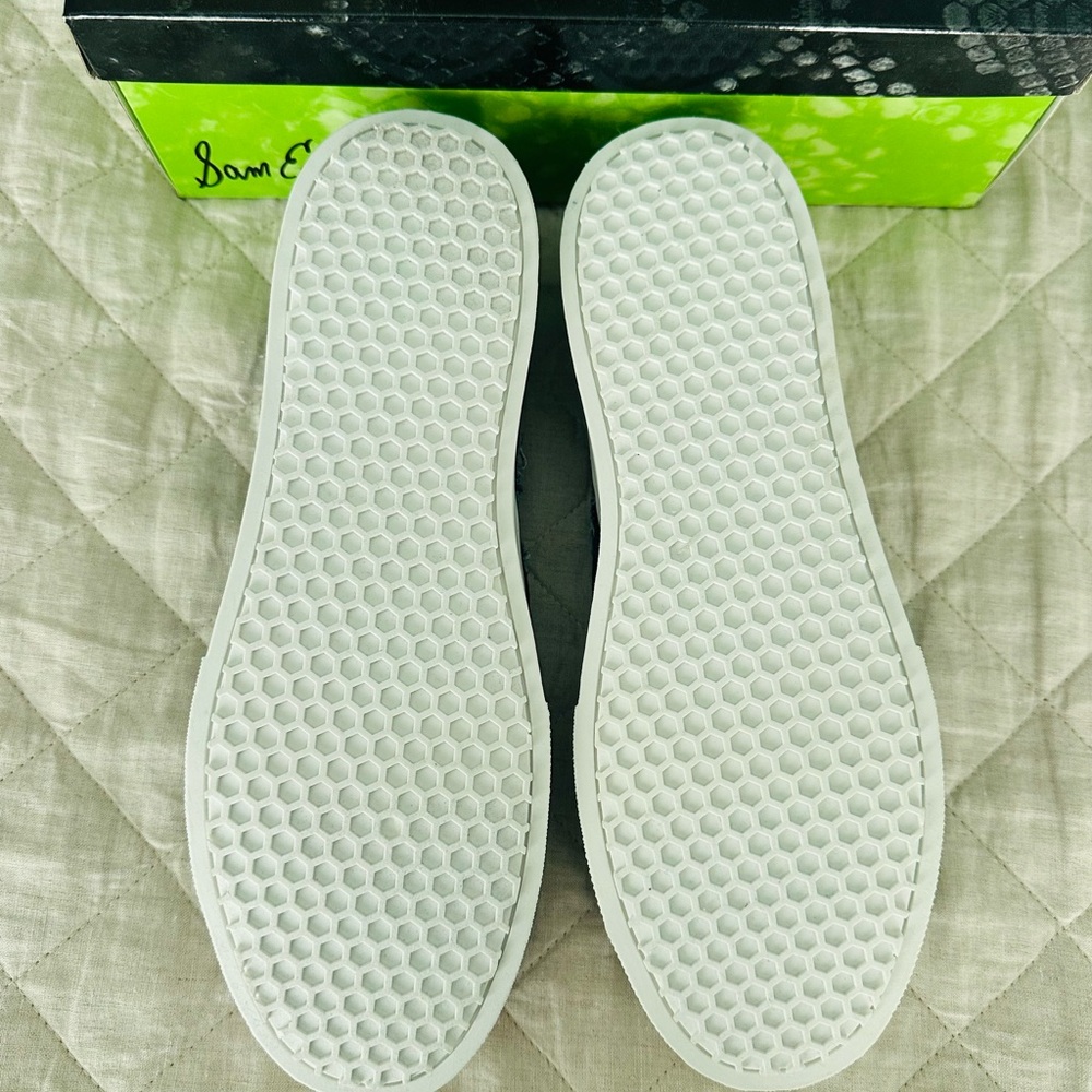 Sam Edelman Lacey Slip-On
Platform Sneakers in Distressed Denim. W10.5 NWT ππ€ - Picture 5 of 8